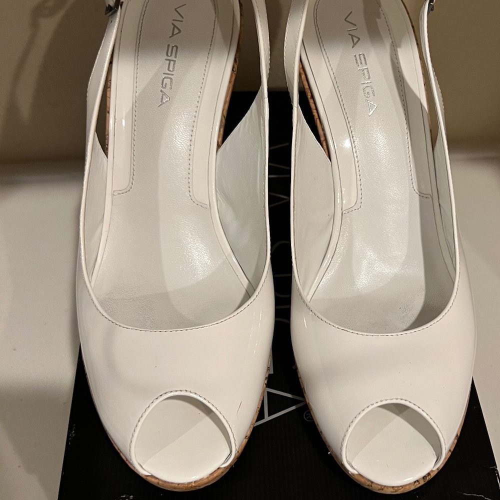Via Spiga Dobson white patent leather wedges size 11